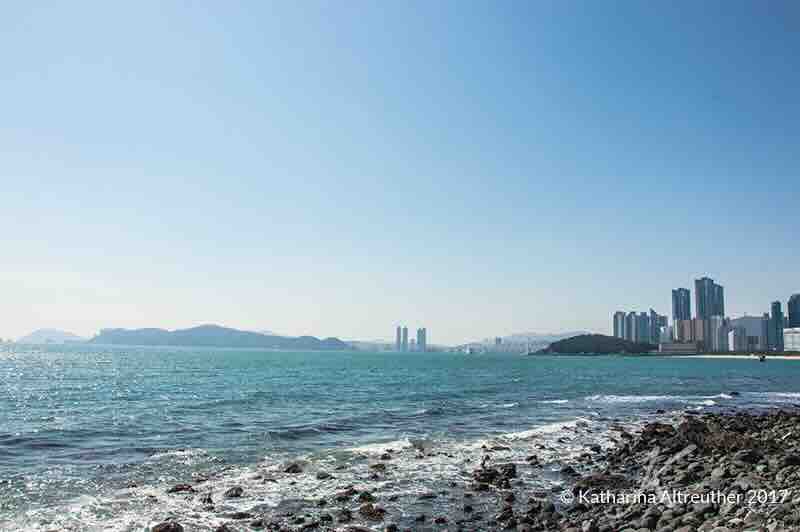 Busan liegt direkt am Meer