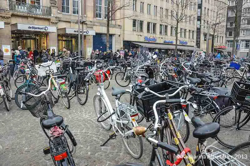 Mit dem Fahrrad durch Amsterdam - ulkige Fahrräder