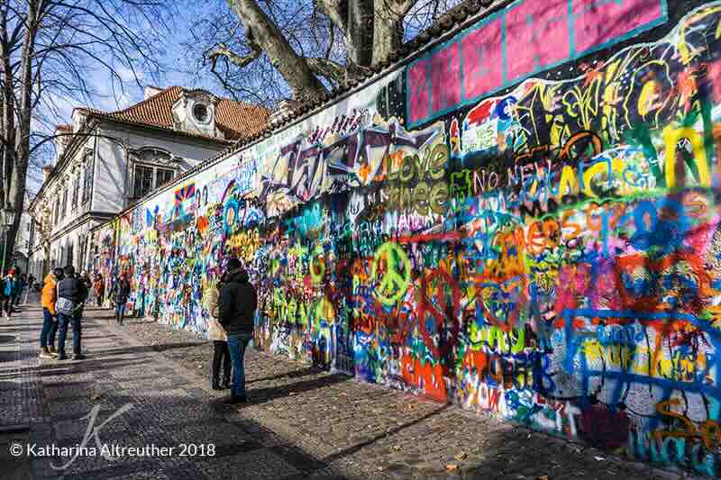 John-Lennon-Mauer in Prag John-Lennon-Mauer in Prag