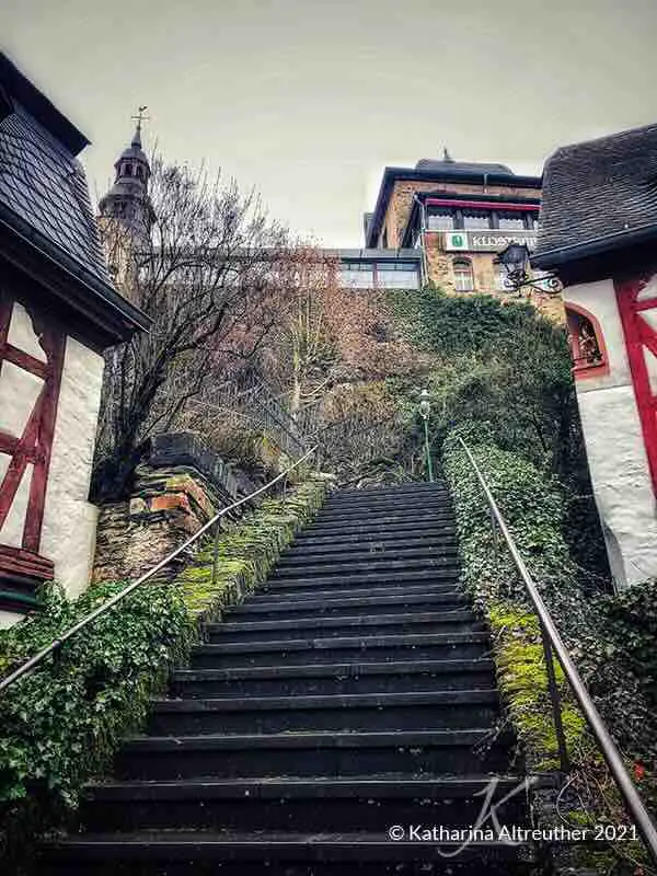Die Klostertreppe vor dem Karmeliterkloster St. Joseph in Beilstein