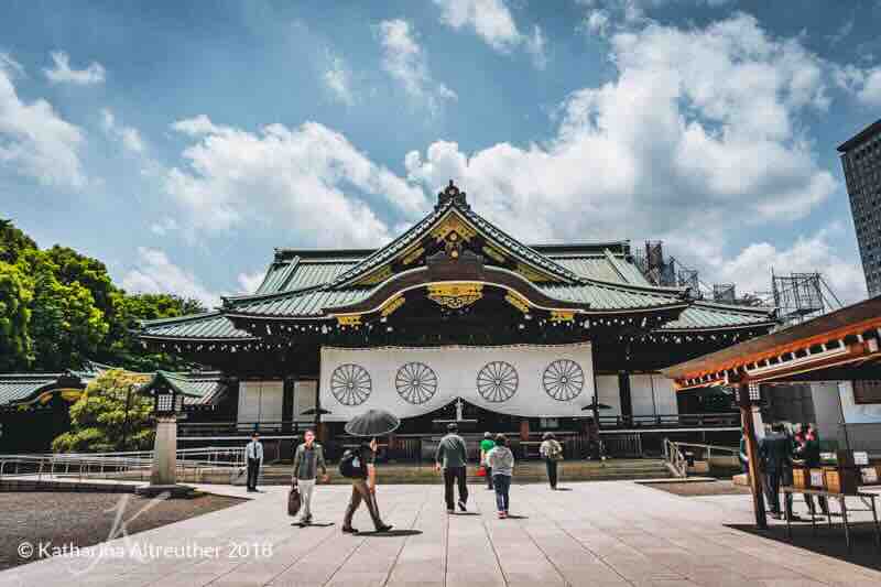 Die Haupthalle des Yasukuni-Schreins