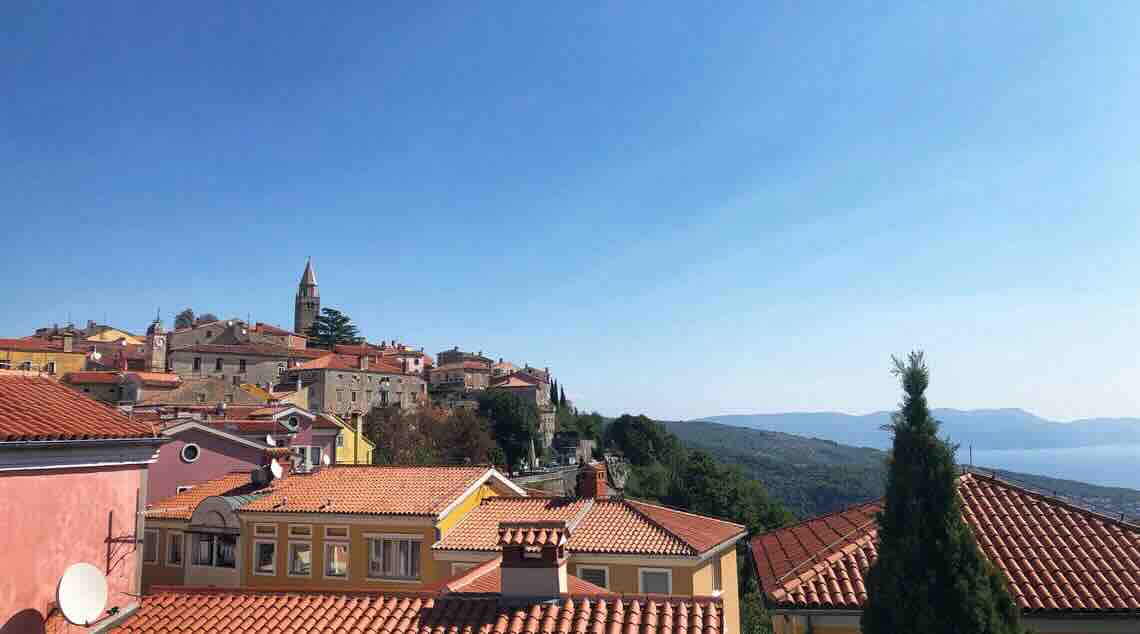 Ein Tag in Labin in Kroatien – Ein Besuch in der kleinen Bergstadt in Istrien