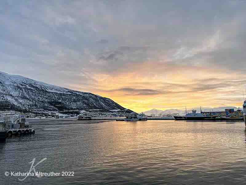 Tromsø in Nordnorwegen – Blick aufs Wasser in Tromsø