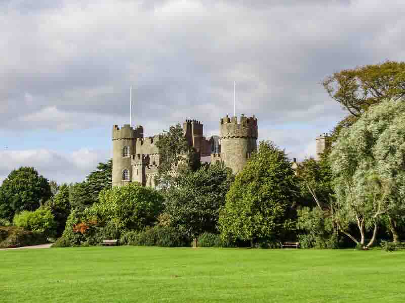 Wandern in Irland – Howth Castle
