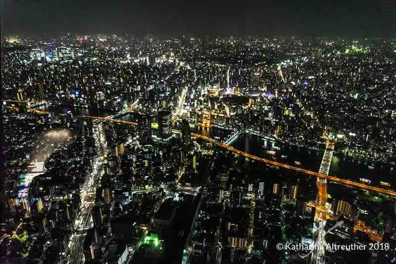 Aussicht vom Skytree in Tokyo bei Nacht